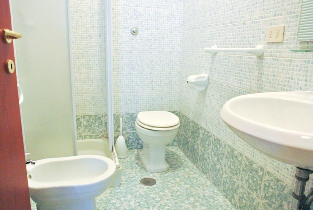 Parisa Suite Rom Zimmer foto