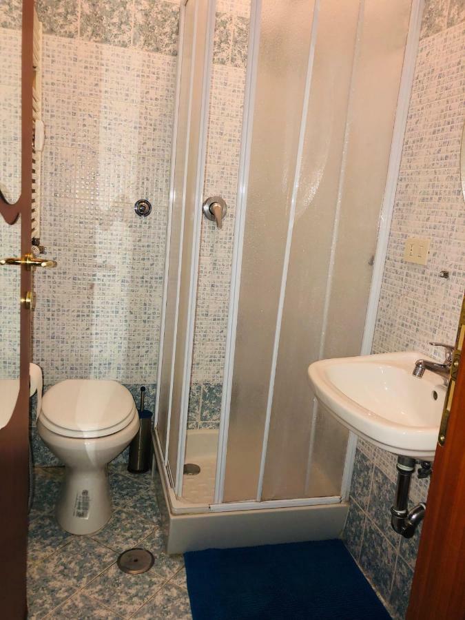 Parisa Suite Rom Exterior foto